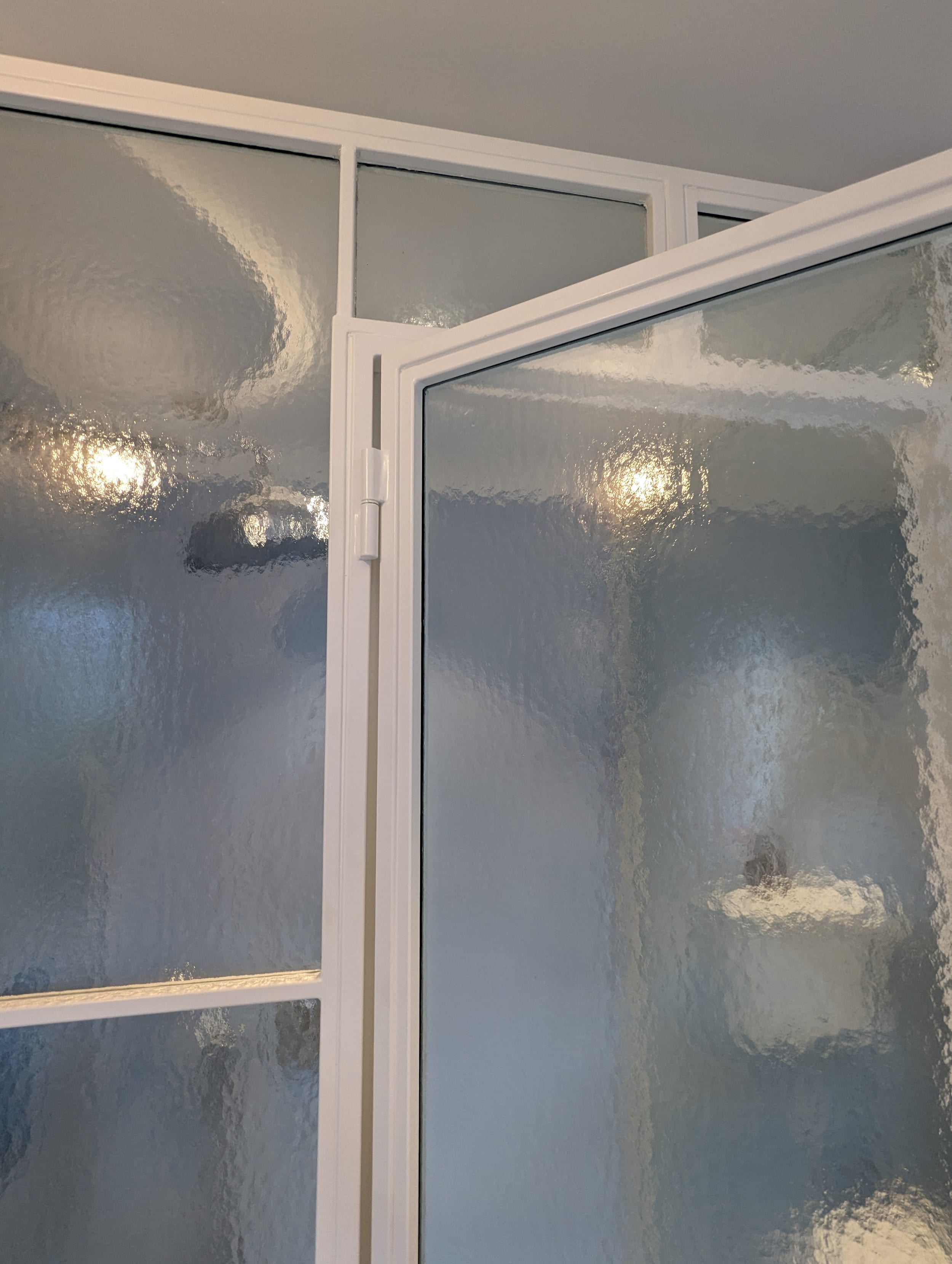Double portes pour salle de bain