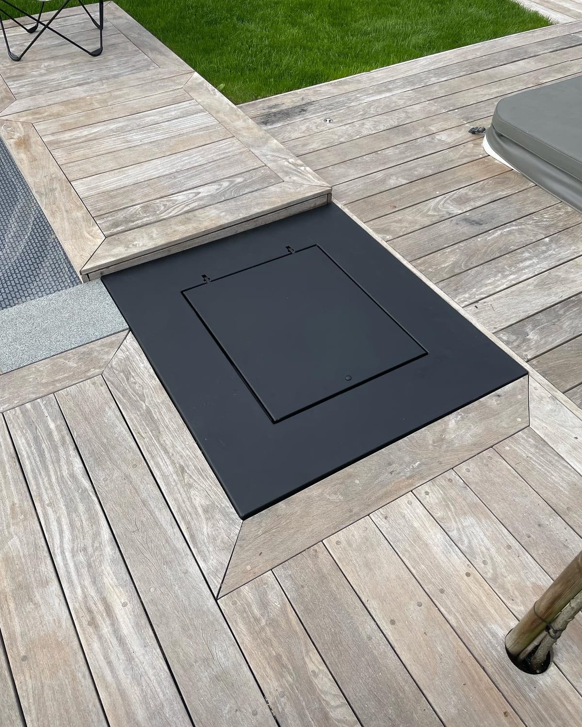 Trappe technique de piscine